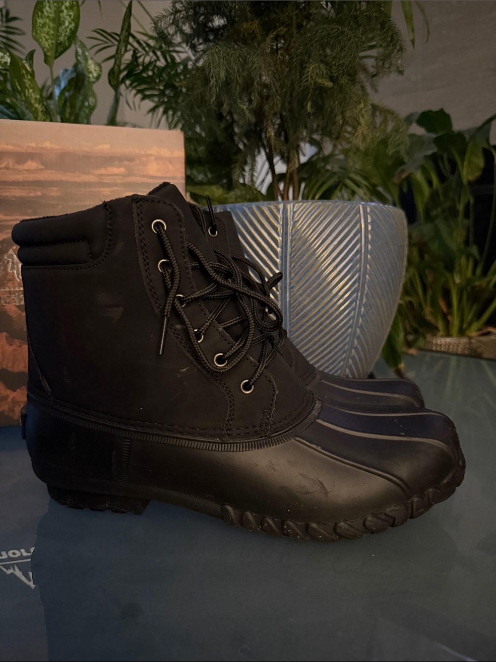 Nortiv8 Black Duck Boots - Lace-Up Waterproof Style